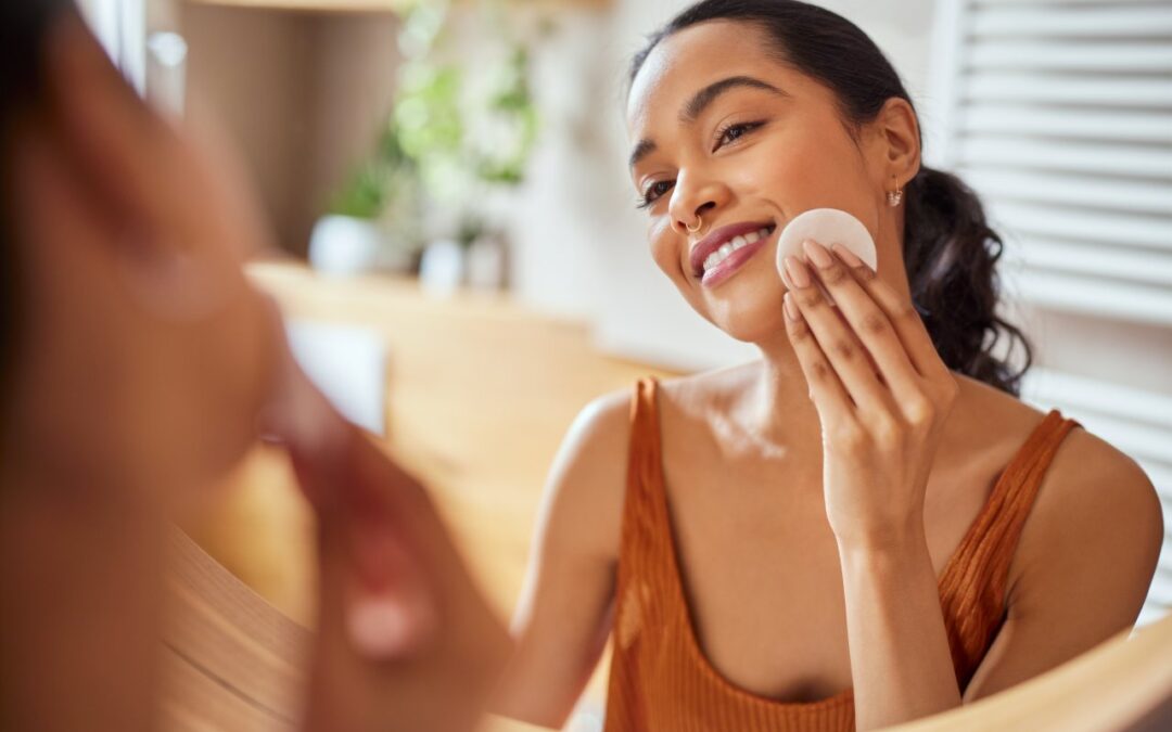 Wieloetapowe oczyszczanie twarzy — sposób na idealnie czystą i zadbaną skórę