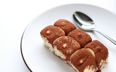 Co upiec, gdy nie masz piekarnika? Najlepsze desery bez pieczenia